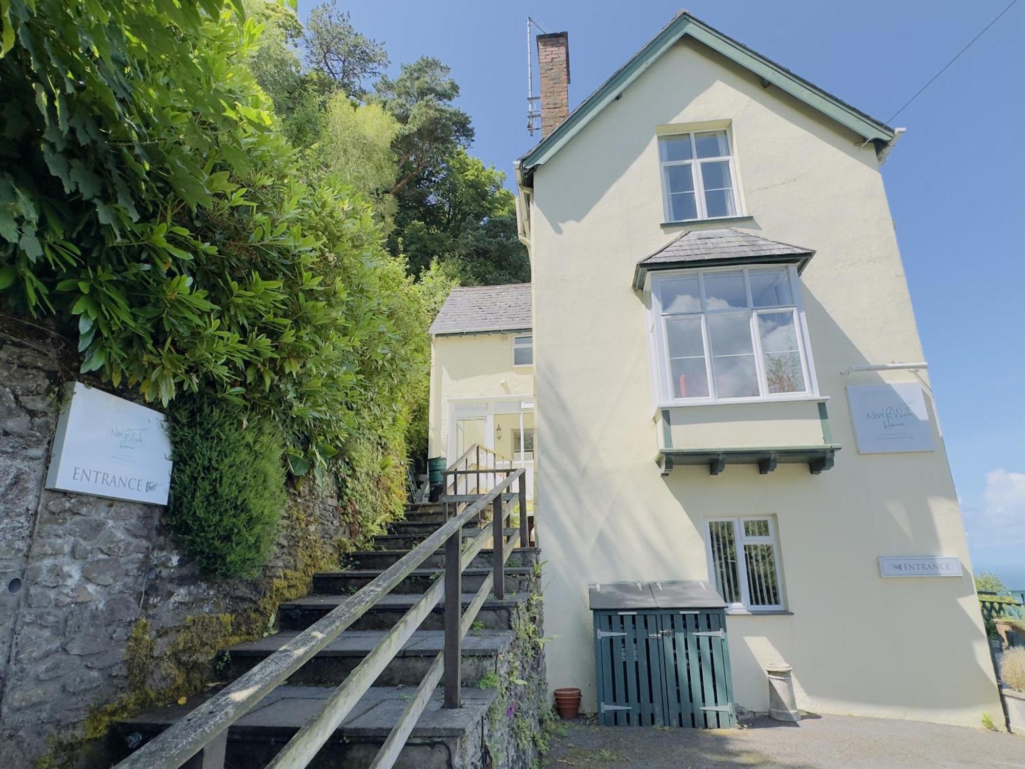 North Walk House Bed & Breakfast Lynton Exterior photo